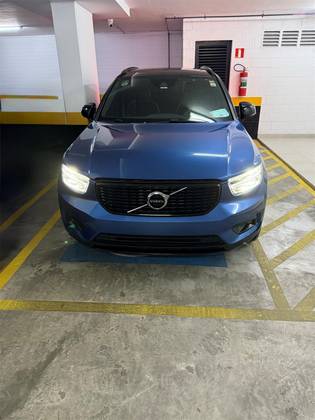 VOLVO XC40 1.5 T5 RECHARGE R-DESIGN GEARTRONIC VOLVO XC40 1.5 T5 RECHARGE R-DESIGN GEARTRONIC